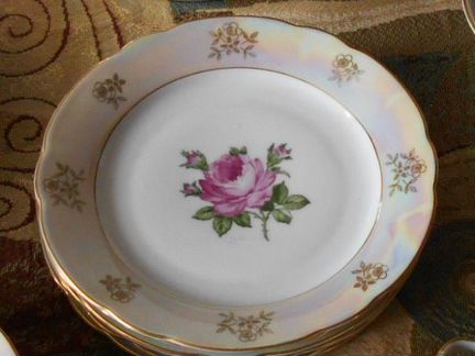 Столовый сервиз 