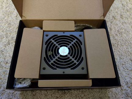 Блок питания Thermaltake Toughpower XT 675w