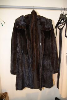 Норковая шуба темно-коричневая