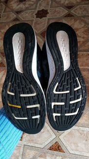 Кроссовки asics 40 разм. (стелька 25,5 см)