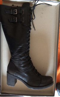 Сапоги высокие на шнуровке Nero Gardini