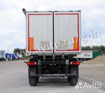 Полуприцеп зерновоз с задней и боковой разгрузками