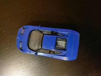 Bugatti EB 110 Minichamps 1/43
