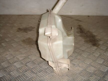 Бачок (омывателя) ford focus III 2010-2020