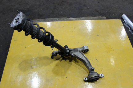 Стойка подвески Nissan