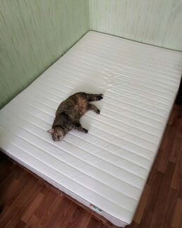 Матрас IKEA