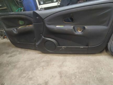 Дверные карты Mitsubushi Carisma