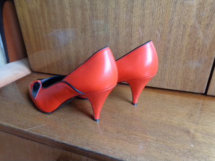 Туфли красные р. 37