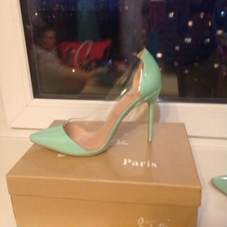 Туфли Christian Louboutin