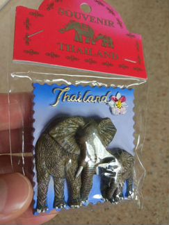 Магнит №3 Два слона из Таиланда