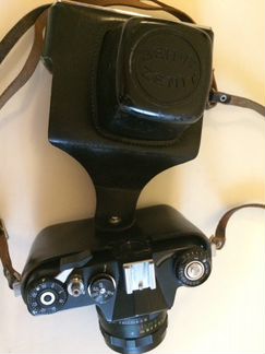 Зеркальный фотоаппарат Зенит ем