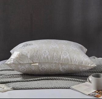 Подушка, натуральный шелк