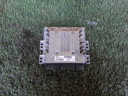 Блок управления двигателем Renault Megane 3 1.5