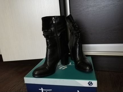 Сапоги женские