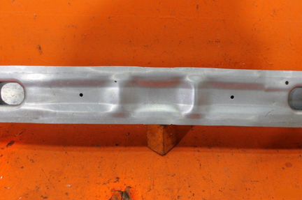 Усилитель бампера задний Audi A4 5 B9 2015-Нв