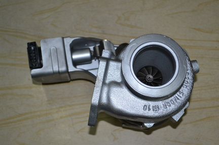 Турбина BMW 120d E81 / E82 / E88 арт. 11658506892