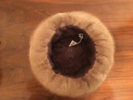 Шляпа кожаная с мехом норки