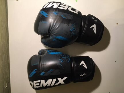 Боксерские перчатки demix 14 oz
