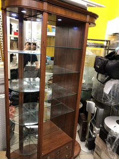 Шкаф сервант