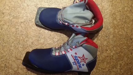 Лыжные ботинки новые 36 р