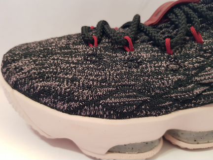Баскетбольные кроссовки nike lebron XV 15 (GS)