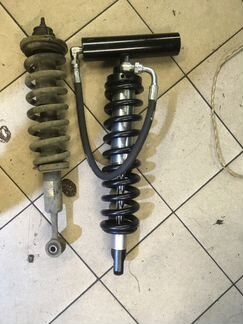 Комплект передней подвески Toyota Land Cruiser