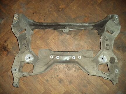 Подрамник передний Mercedes W203 W209