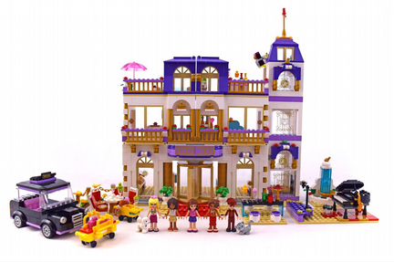 Конструктор - Гранд Отель Френдс 1585 детали