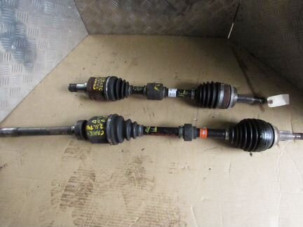 Привод передний  шрус Toyota Camry 2.5 2012-17