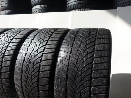 Зимние шины 225 50 17 Dunlop SP Winter 4D r17 hbQ
