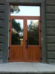 Дверь алюминиевая