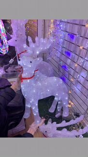 Олень акриловый средний