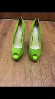 Зелёные Лабутены