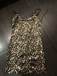 Платье L guess новое