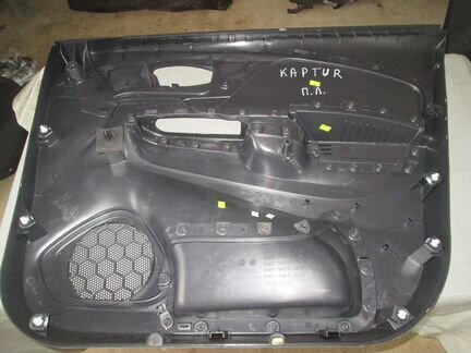 Передние дверные кассеты на Renault Kaptur