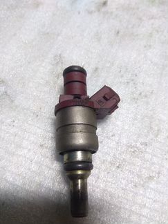 Форсунка инжекторная Мерседес в204 Mercedes W204