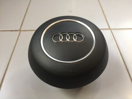Подушка безопасности в руль Audi A6 4G 2.0 cypa