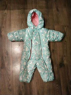 Комбинезон и пинетки