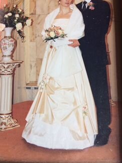 Платье свадебное для изящной невесты