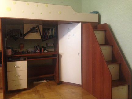 Двухъярусная кровать чердак