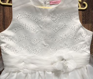 Праздничное платье для девочки