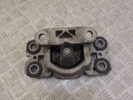 Опора кпп Range Rover Evoque