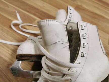 Фигурные коньки wifa 31