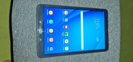 Samsung galaxy tab a sm-t585