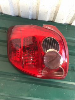 Фонарь левый Тойота Аурис Toyota Auris