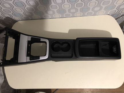 Центральный тоннель подлокотник подстаканник пасса