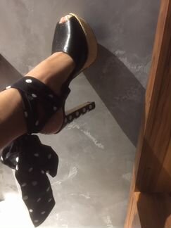 Босоножки Moschino