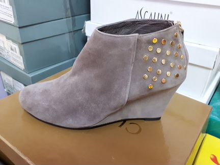 Ботинки осенние новые