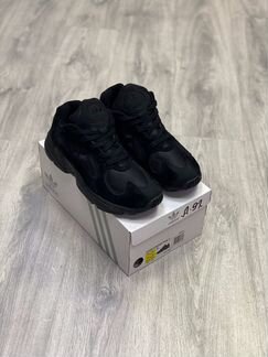 Adidas Yung 1 (Адидас Янг 1 черные)