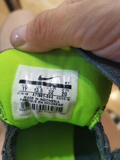 Новые кроссовки Nike 32 р